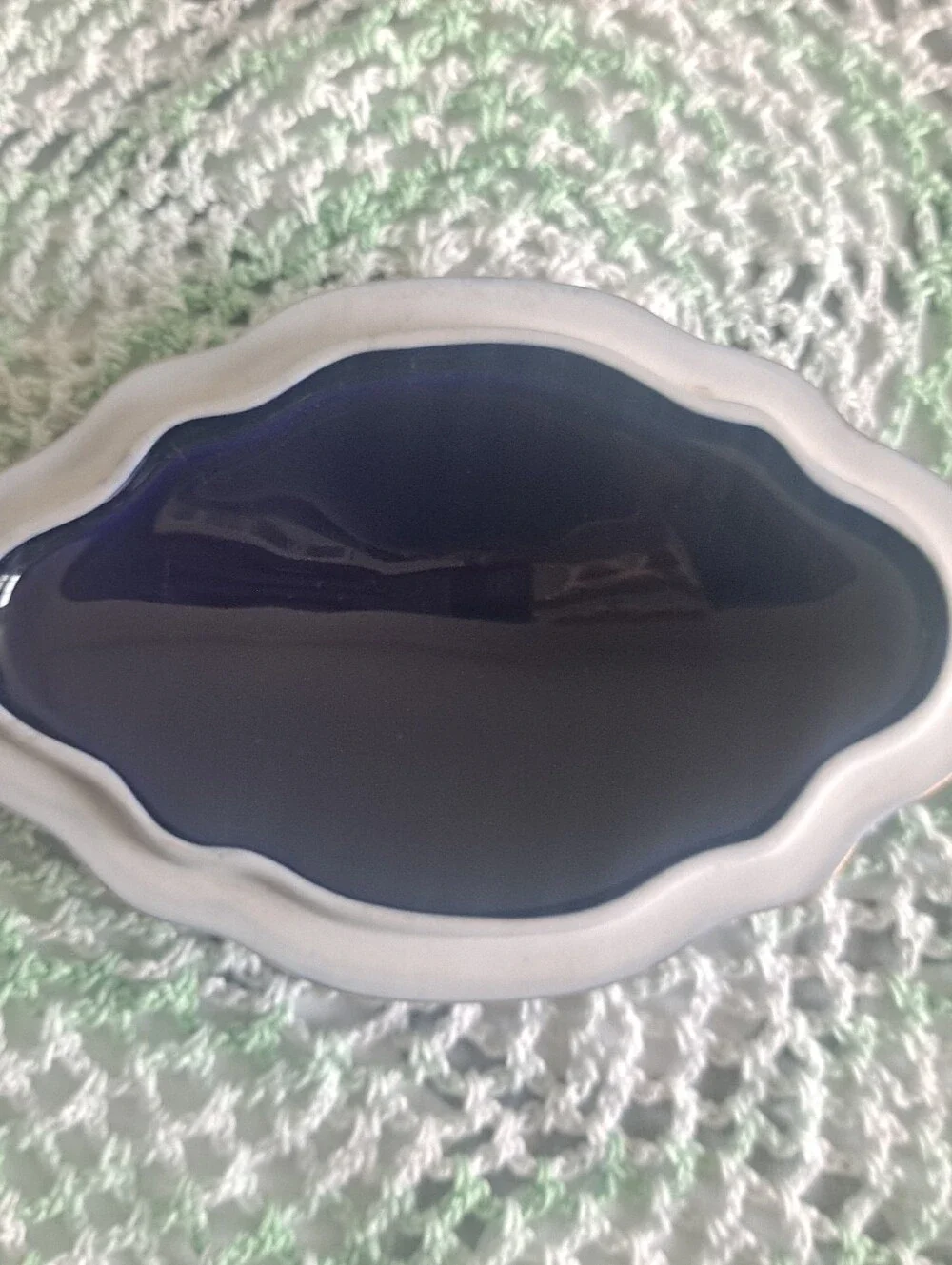 Limoges 22 KT Porcelain Trinket Dish with Romantic Scene - Navy & Gold